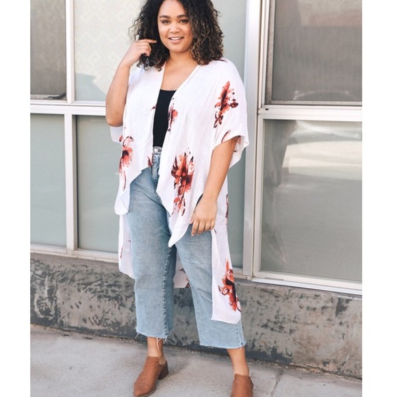 Floral Print Kimono - Picture 5 of 7